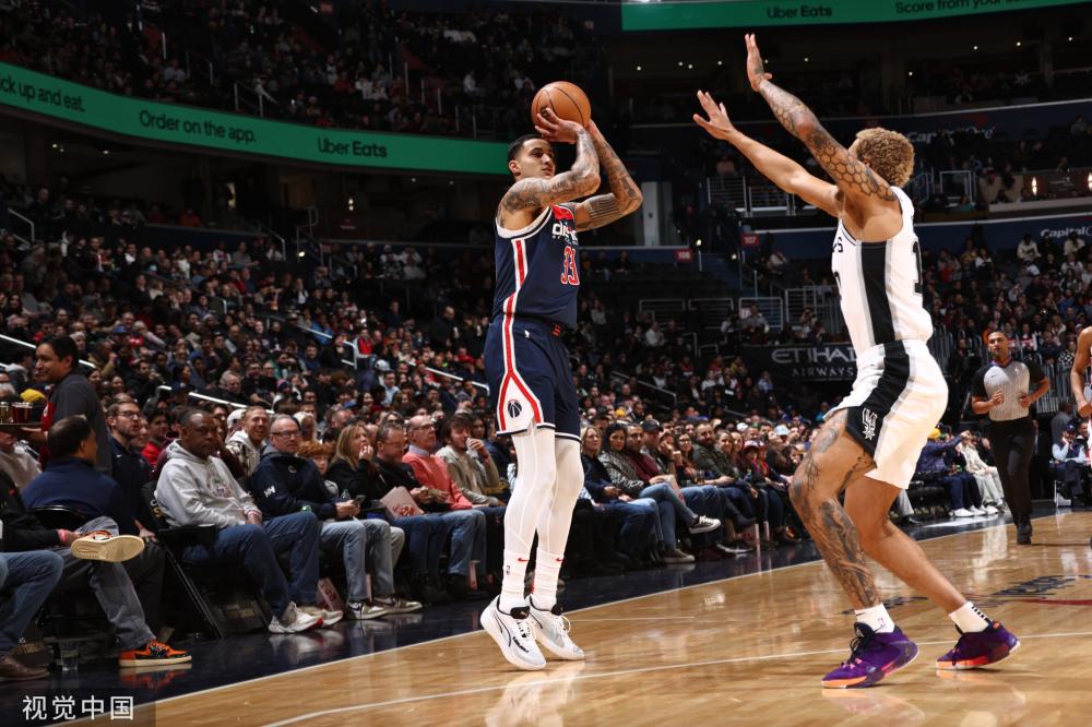 对于湖人而 对于湖人而