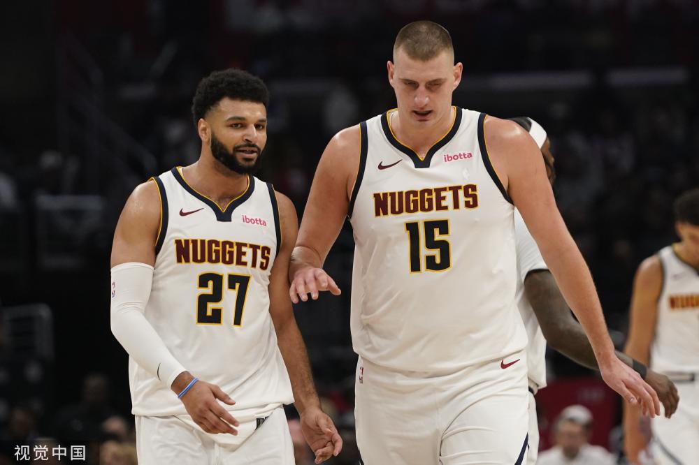 他迅速崭露 他迅速崭露